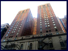 N Wabash Ave, Jewellers Row 04  - Palmer House Hilton